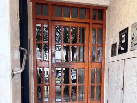 Av Francia al 900 Barrio Nuestra señora de Lourdes