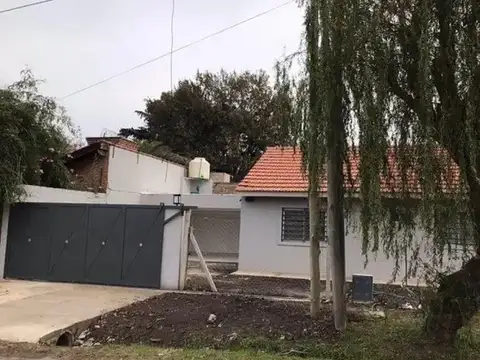 Villa Morra, Pilar