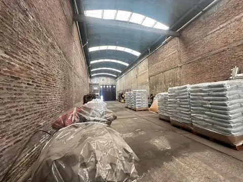 VENTA GALPÓN INDUSTRIAL LANÚS OESTE