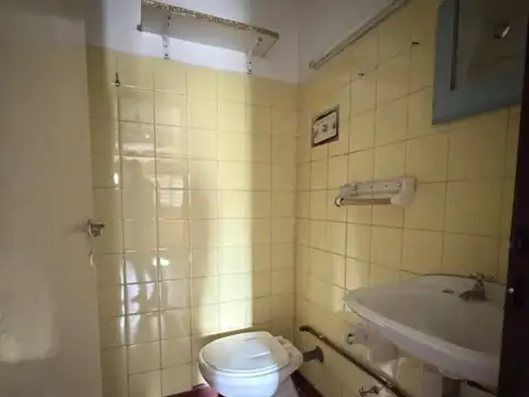 HIPOLITO YRIGOYEN 700, Piso 1