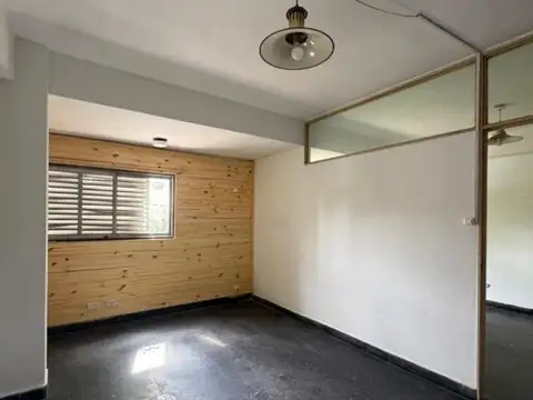 Oficina 2 ambientes con 1 baño