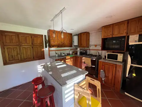 Propiedad en venta- Los Olivos al 1500, Ibarlucea- 3 dormitorios.