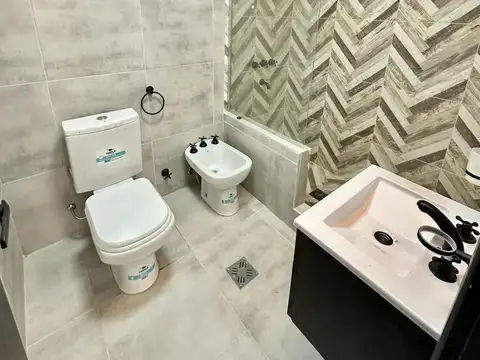 PH de cuatro ambientes al frente con patio, Chacabuco 4000, Nueva Pompeya, Mar del Plata