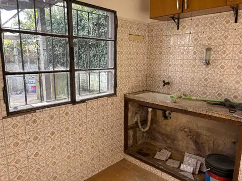 Casa en Alquiler con 1 cochera