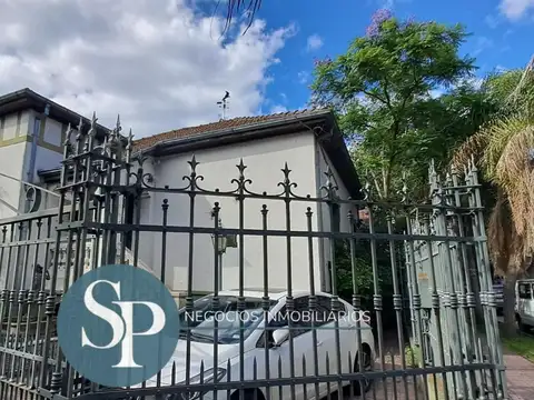 Casa 5 ambientes en Tigre centro – Apto construcción departa