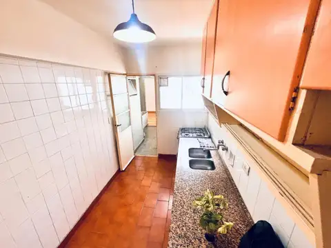 Departamento 5 ambientes con 2 baños