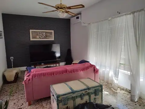 Casa en Venta en Campana, USD 170.000