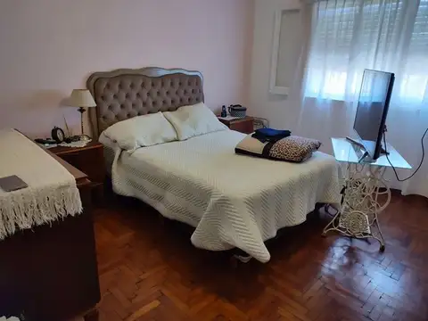 Casa centrica de 3 ambientes