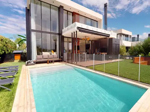 VENTA Casa 5 Ambientes en Downtown Greenville Polo&Resort