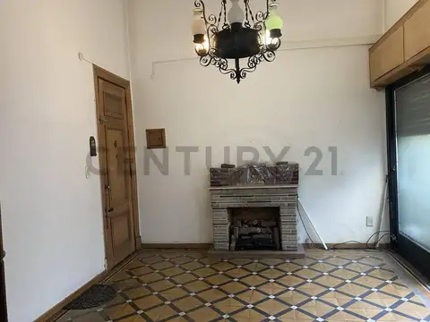 Venta  PH 5 ambientes en calle San Jose Constitución