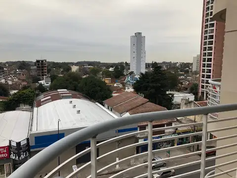 Monoambiente amplio con balcón - Excelente vista - DESOCUPADO