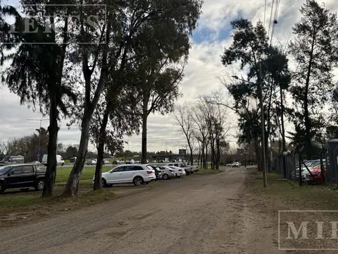 Local en alquiler en Pilar, Colectora 12 de Octubre 8986
