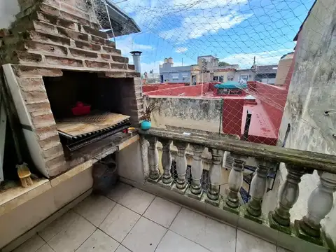 Las Heras 5000, Piso 1