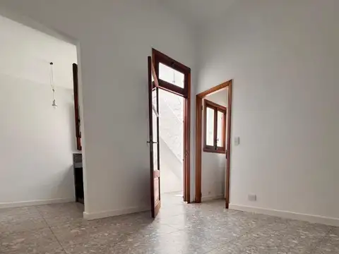 Depto Tipo Casa en Venta 40 años