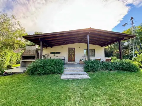 VENTA CASA 4 DORM PILETA VILLA ALLENDE