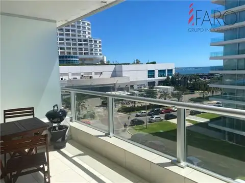 DEPARTAMENTO 3 AMBIENTES - MANSA, PUNTA DEL ESTE