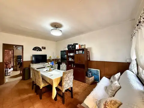 Casa en Venta en Azcuenaga, USD 77.000