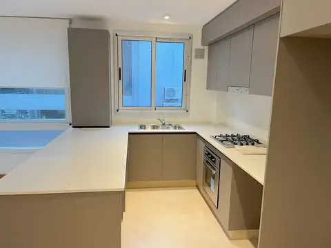 Departamento  en Alquiler en Acassuso, San Isidro, G.B.A. Zona Norte