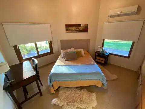 Casa Quinta en Comadreja esquina Tero