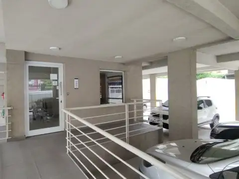 Machado 1120 , Piso 1