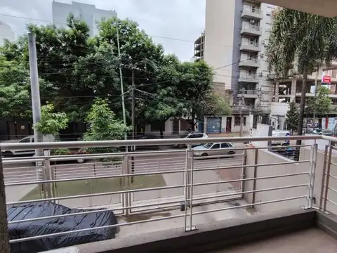 Machado 1120 , Piso 1