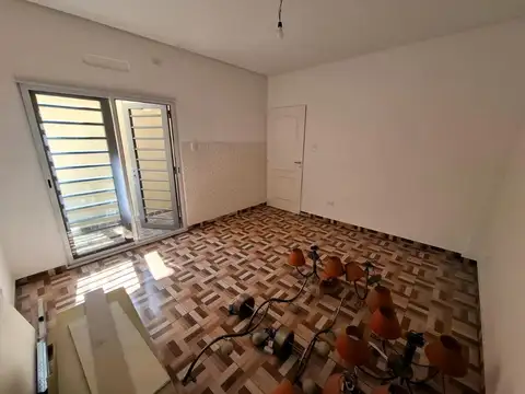 Depto Tipo Casa 2 ambientes con 1 baño