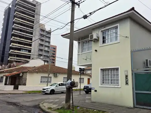Sarmiento 1100, Piso 1