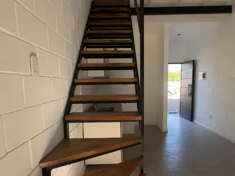 Departamento en Venta en Loma Verde, USD 50.000