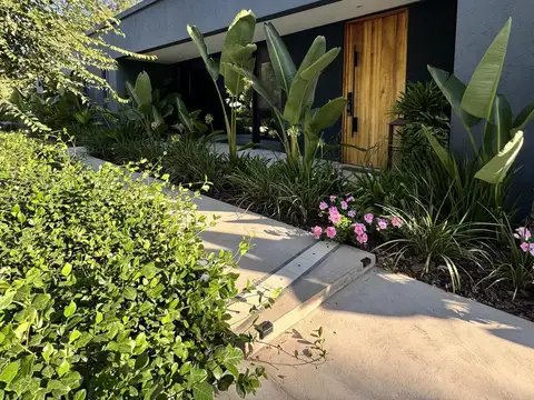 Casa en Venta 5 Ambientes en Estancias Golf, Estancias del Pilar