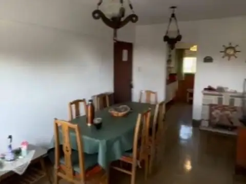 Dto. 3 Ambientes a 130 Mts. del Mar con Cochera - VILLA GESELL