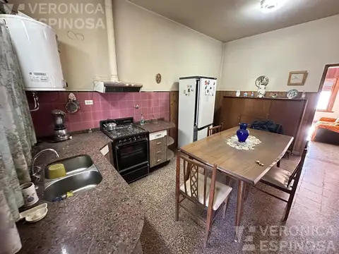 Casa 4 ambientes con 1 baño