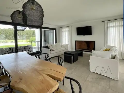 Casa en alquiler – Barrio Rumencó
