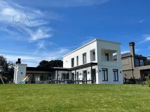 Casa en alquiler – Barrio Rumencó