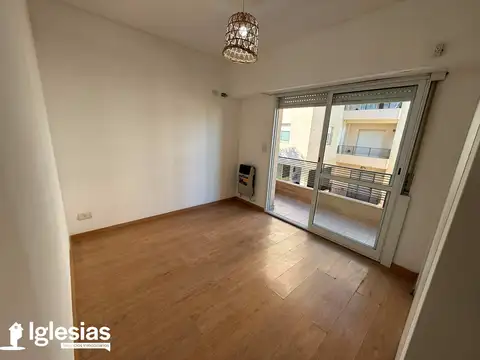 Departamento en Alquiler en Tapiales, $ 550.000