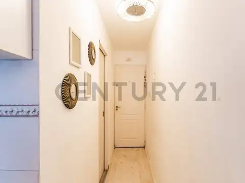 Venta-Permuta Monoambiente con balcón - 2 cocheras - Palermo