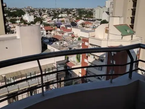 Departamento en Alquiler en Lanús Este, $ 550.000