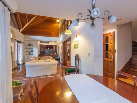 Venta | Chalet 3 plantas con ascensor | Quilmes Oeste
