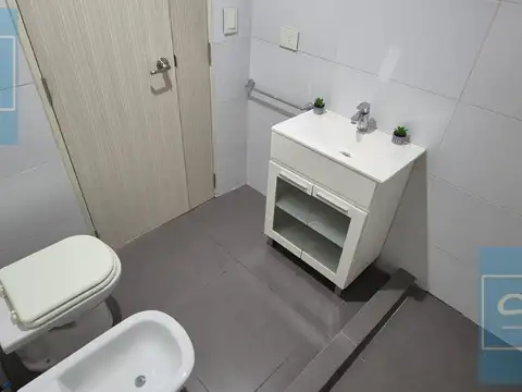 Departamento en Venta en Parque Chacabuco, USD 130.000
