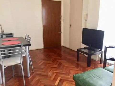 Departamento en Alquiler en Barrio Norte, $ 700.000