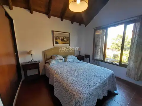 VENTA EN BLOCK DE DOS CASAS, ZONA CENTRO