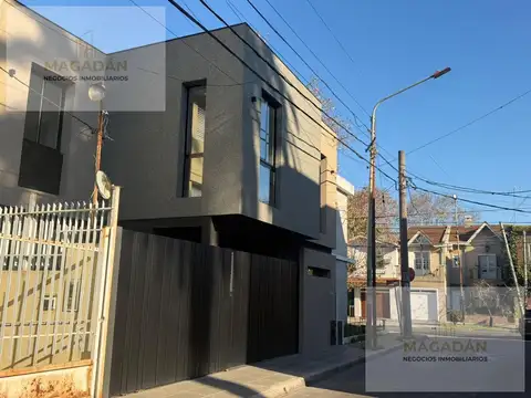 Casa en Venta en Villa Sarmiento, USD 264.999