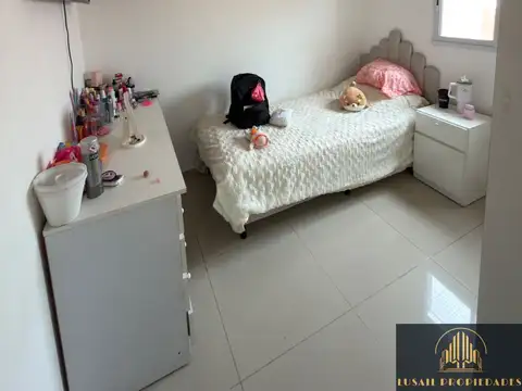 Venta Casa de pasillo reciclada 3 dormitorios Barrio Abasto Rosario