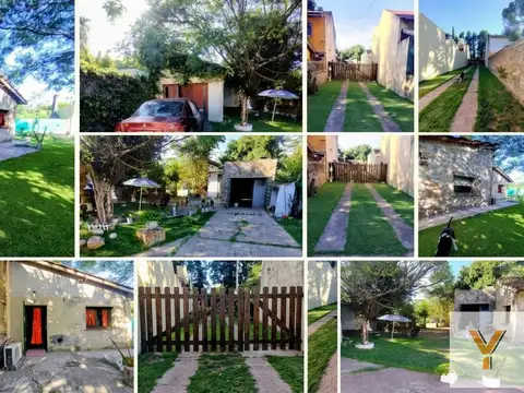Casa en Venta - 2 Dormitorios 2 Baños - 870mts - Villa Elisa