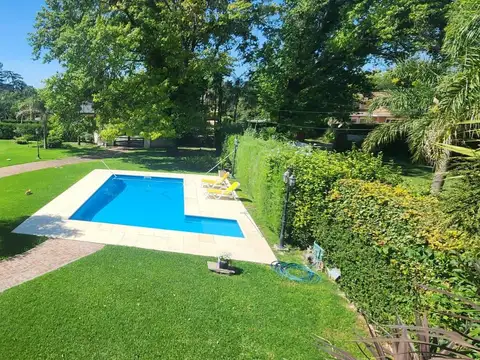 Casa 4 ambientes con 3 baños