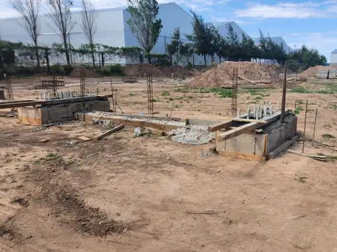 ruta 9 norte  Km 12.5 100