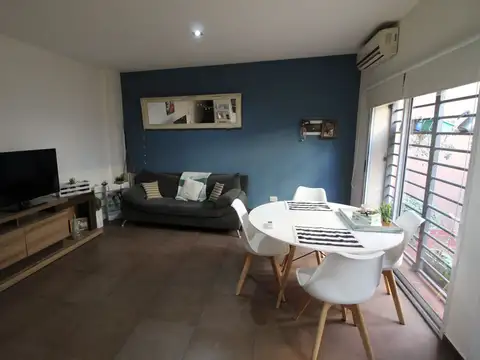 EXCELENTE PH 3 AMBIENTES CON PATIO TERRAZA PRIVADOS AMPLIO