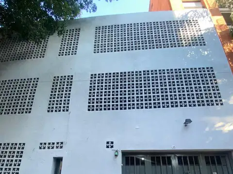 Cochera en Lanús Oeste