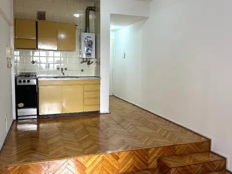 Palermo Nuevo, Monoamb 23 m2, Fte. c/Bcón Fcés, Coc incorp. Bño Cpto. exc ubic a mts Avda Santa Fe