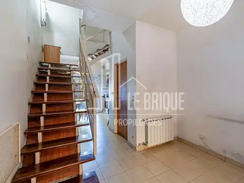 Depto Tipo Casa en Venta al Este