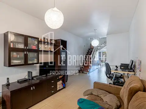 Depto Tipo Casa en Venta de 4 ambientes